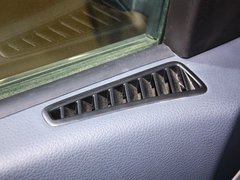 威麟X5 2011款 2.0T 手动 两驱舒适型 5座