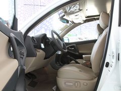 一汽丰田  RAV4 2.4 AT 驾驶席座椅正视图