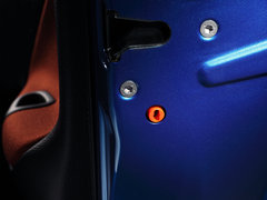 雪铁龙C2 2012款 1.6L 自动 运动型