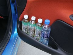 雪铁龙C2 2012款 1.6L 自动 运动型