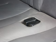 标致RCZ 2011款 RCZ 1.6T 自动 豪华优雅型