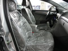 瑞麒  G5 2.0 DVVT MT 副驾驶席座椅45度特写