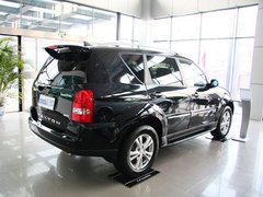 双龙汽车 RX320 3.2 AT 车辆右侧尾部视角