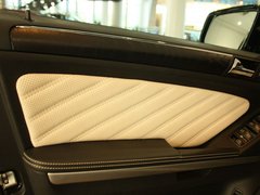 奔驰GL级 2011款 GL450 4.7L 尊贵型 Grand Edition 7座
