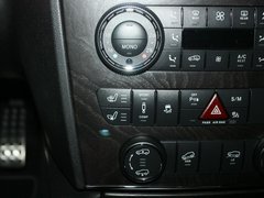 奔驰GL级 2011款 GL450 4.7L 尊贵型 Grand Edition 7座