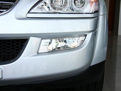 享御 2011款 2.0 自动 四驱豪华导航版 5座