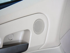 享御 2011款 2.0 自动 四驱豪华导航版 5座