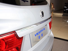 享御 2011款 2.0 自动 四驱豪华导航版 5座