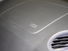 爱腾 2011款 2.0T 自动 两驱豪华导航版 5座