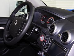 爱腾 2011款 2.0T 自动 两驱豪华导航版 5座