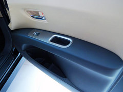 驰鹏 2011款 3.6L 自动 基本型 7座