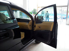驰鹏 2011款 3.6L 自动 基本型 7座