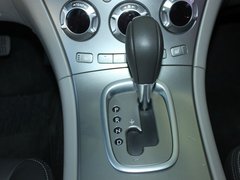 斯巴鲁  驰鹏 3.6 AT 挂档把手特写度特写