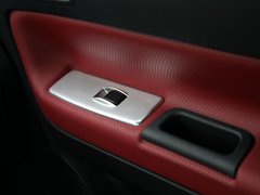 长城M2 2012款 1.5L 手动 两驱都市版 5座