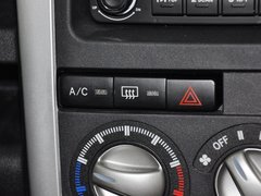 长城M2 2012款 1.5L 手动 两驱都市版 5座