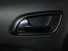 菲跃 2012款 2.4L 自动 舒适版 5座