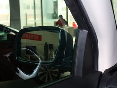 菲跃 2012款 2.4L 自动 舒适版 5座