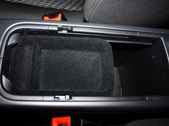 菲跃 2012款 2.4L 自动 舒适版 5座