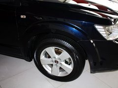 菲跃 2012款 2.4L 自动 舒适版 5座