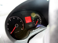 Polo 2012款 Cross Polo 1.6L MT 