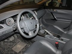 东风标致  标致508 2.0 AT 中控台左侧