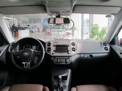 大众(进口)  2.0TSI 自动 中控台整体