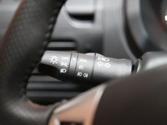 东风日产  奇骏 2.5 CVT 4WD 方向盘左侧控制杆