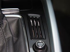 奥迪Q5 2012款 2.0TSI 动感型 5座