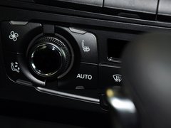 奥迪Q5 2012款 2.0TSI 动感型 5座