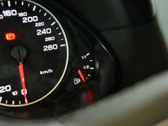 奥迪Q5 2012款 2.0TSI 动感型 5座