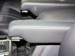 发现 2012款 3.0L 自动 HSE柴油版 7座