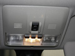 路虎 第四代发现 5.0 AT 前排车顶中央特写