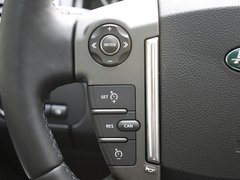 路虎  第四代发现 5.0 AT 方向盘左侧