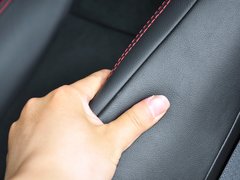 斯巴鲁BRZ 2013款 2.0L 手动 豪华型