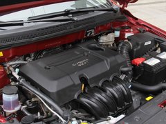 吉利全球鹰  GC7 1.8 AT 发动机主体特写