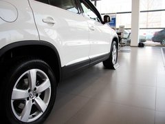 途观 2012款 1.8TSI 自动 四驱菁英版 5座