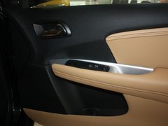 菲跃 2012款 2.4L 自动 豪华版 7座