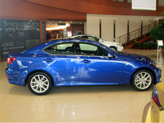 雷克萨斯  IS250 F-Sport 2.5 AT 车辆正右侧
