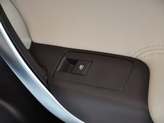 君威 2012款 2.0L 自动 舒适版