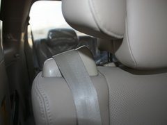 丰田(进口)  埃尔法 3.5l AT 第二排座椅安全带