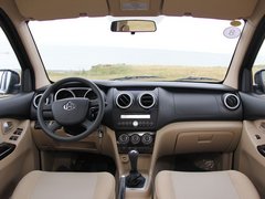 长安商用车  欧诺 1.5 MT 中控台整体