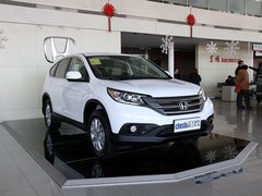 东风本田  CR-V 2.0L AT 车辆右侧45度角