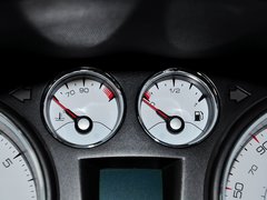 标致308(进口) 2012款 CC 1.6T 自动 时尚型