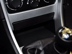 标致307 2012款 1.6L 手动 两厢 豪华版