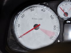 标致307 2012款 1.6L 手动 两厢 豪华版