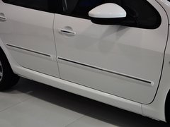 标致307 2012款 1.6L 手动 两厢 豪华版