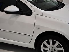 标致307 2012款 1.6L 手动 两厢 豪华版