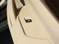 宝马X1 2012款 xDrive20i 2.0T 豪华型 5座