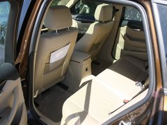 宝马X1 2012款 xDrive20i 2.0T 豪华型 5座