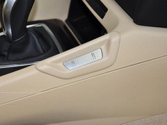 宝马X1 2012款 xDrive28i 2.0T 领先型 5座